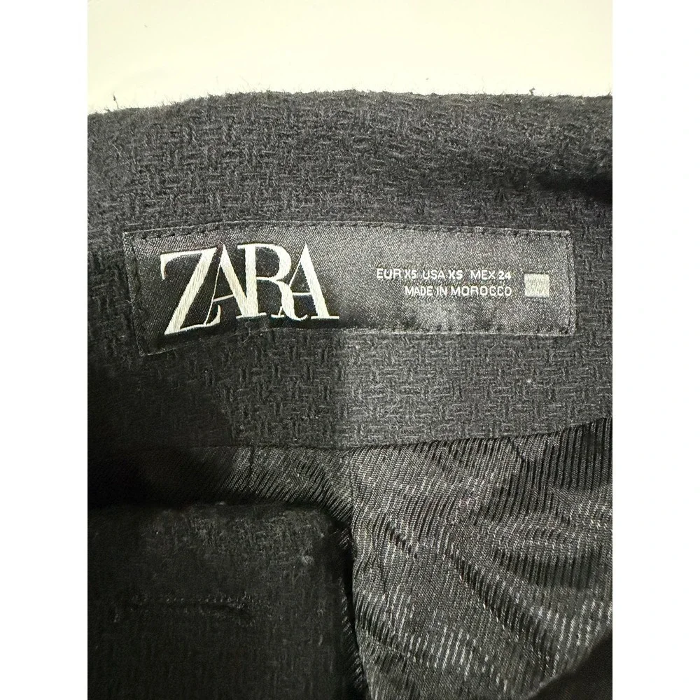 Zara Black Textured Cropped Jacket Gold Crest Buttons Military Style XS